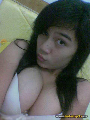 Foto-foto Gadis SMA Cantik Bugil