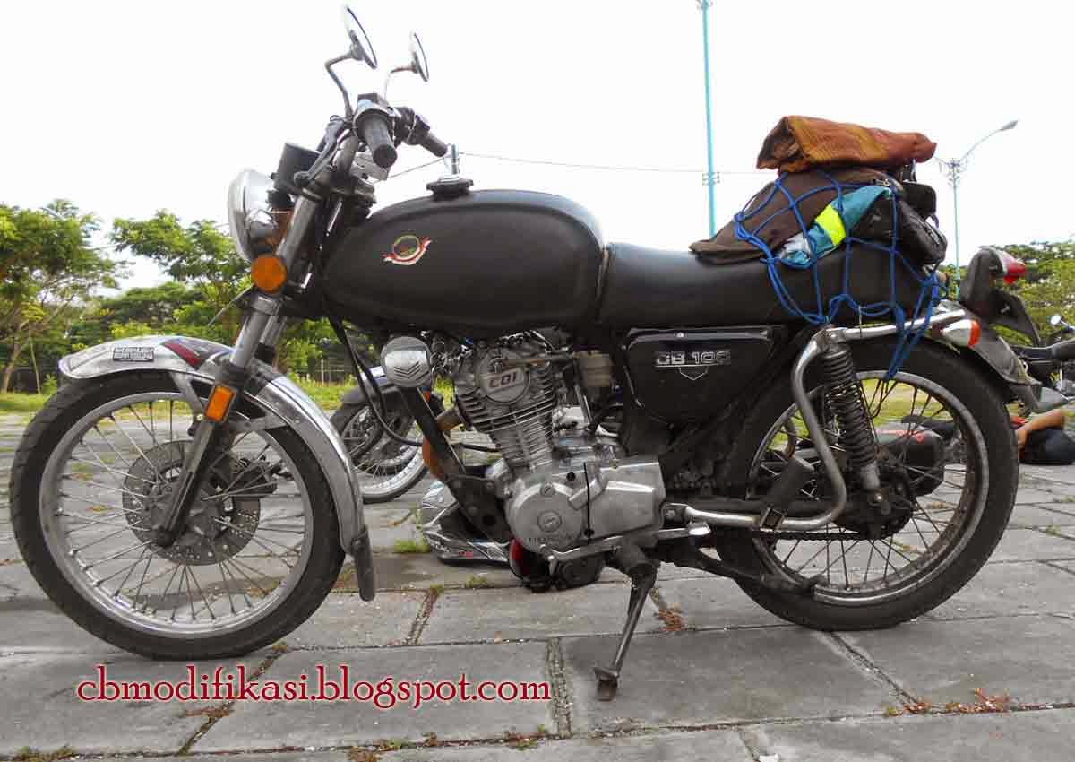 Modifikasi CB 100 Pakai Tangki Astra Modifikasi CB 100