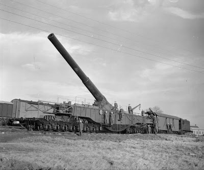 Boche Buster a 250 ton 18 inch railway gun at Catterick on the 12th of December 1940