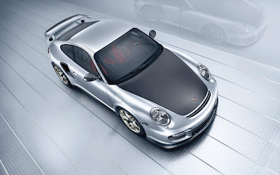 Porsche 911 GT2 RS First Look