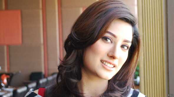 Mehwish Hayat Biography, Wiki, Dob, Height, Weight, Husband, Affairs and More