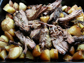 La Rubrica del Venerdì: Beef brisket with vegetables - Friday's Page: Beef Brisket with vegetables
