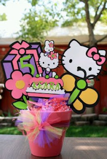 Children parties, Hello Kitty centerpieces decorations