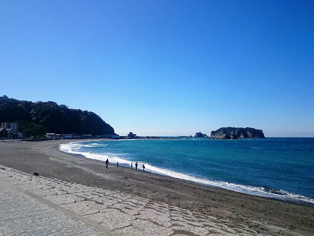 勝山海岸　浮島　みさご島