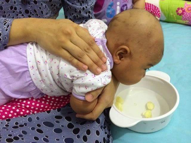 Cara Mudah Buang Dahak Lendir Bayi tanpa Obat!