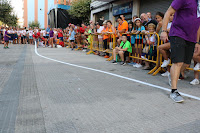 Campeonato de lanzamiento de papel higiénico en las fiestas de Retuerto