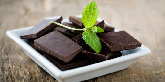 10 Manfaat Makan Cokelat Hitam Untuk Kesehatan 
