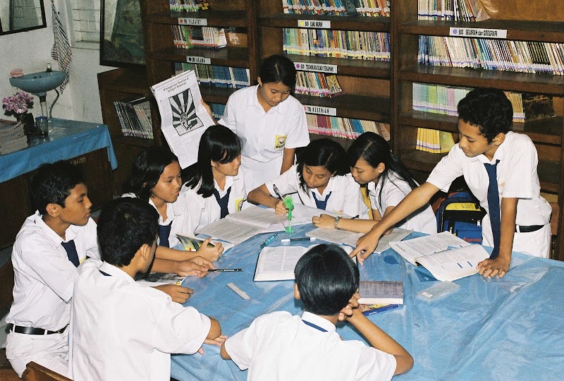 Konsep Terpopuler Gambar Siswa Sedang Belajar