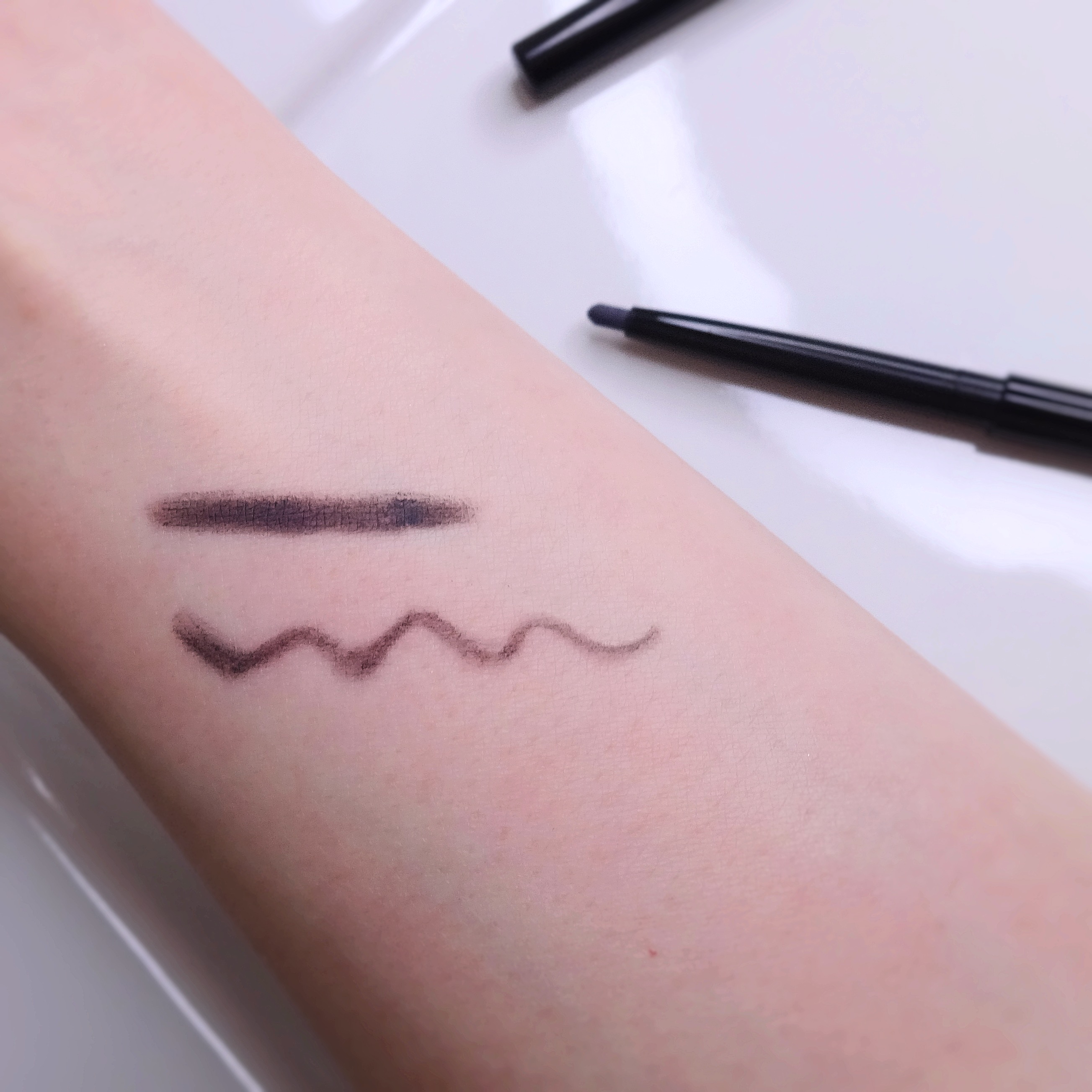 Chanel Stylo Yeux Long Lasting Eyeliner Gris Review, Swatch, EOTD