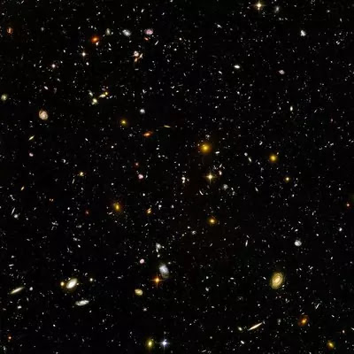 Hubble_ultra_deep_field_Into_the_dark_space