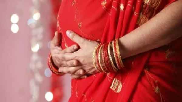 News,National,India,Lucknow,Pregnant Woman,Bride,Complaint,Police,police-station,Youth, Newlywed bride found 4-month pregnant in UP’s Maharajganj, husband files complaint