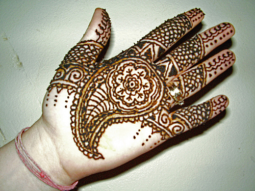 simple arms mehndi designs for