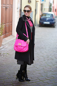 Marc by Marc Jacobs lil ukita pink bag, balenciaga coat, michael kors linden boots, fashion and cookies, fashion blogger