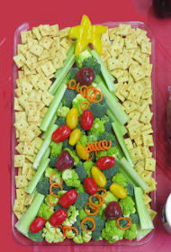 Christmas tree vegetable tray