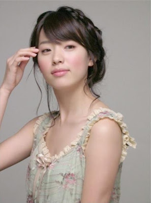 Korea's Top Drama Spring Waltz and the beautiful Han hyo Joo 