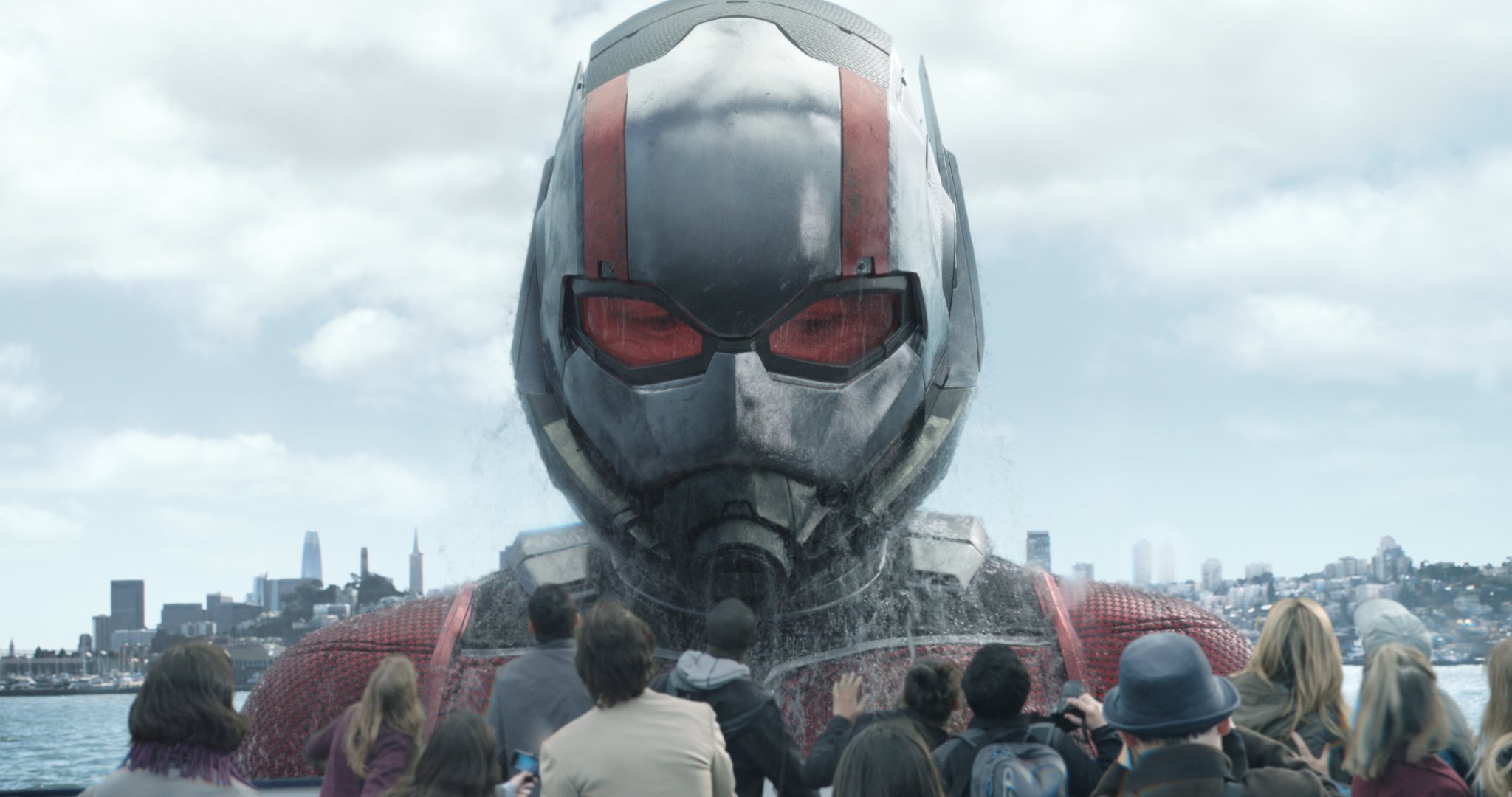 Ant Man And The Wasp マーベルの最新作 アントマン アンド ザ ワスプ が エヴァンジェリン リリーの戦うヒロインの戦闘能力と 悪のヒロインのザ ゴーストの姿を披露した予告編を初公開 Cia Movie News