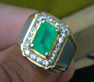 Batu akik zamrud