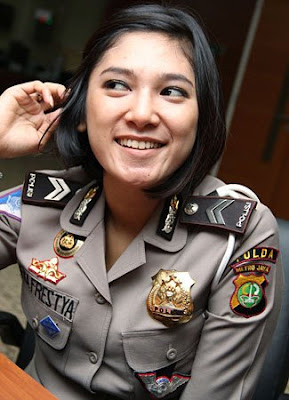 Foto Polwan Cantik 4