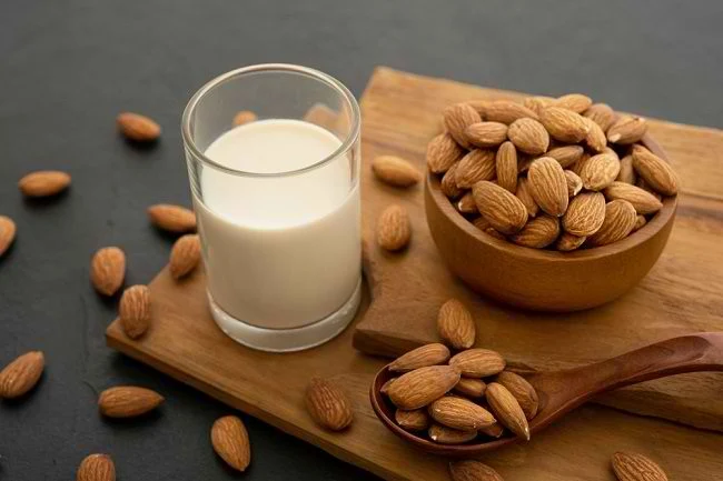 Manfaat Susu Almond Untuk Kecantikan