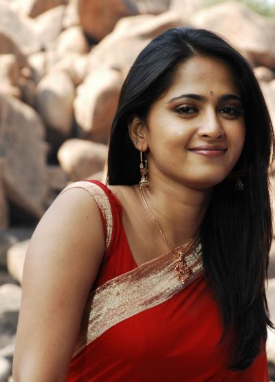 Anushka Shetty HD Wallpaper Free Download