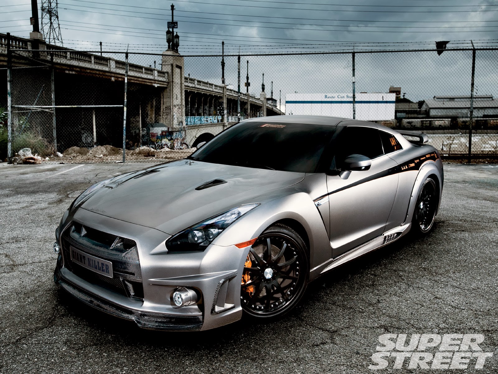 Nissan GTR