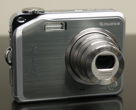 Fujifilm FinePix V10