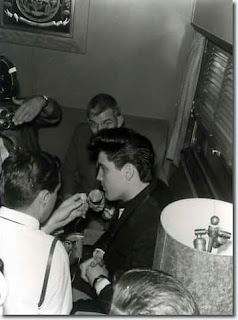 Elvis Presley | On the Train e arrivo a Los Angeles California, il 20 aprile 1960 per il film GI Blues