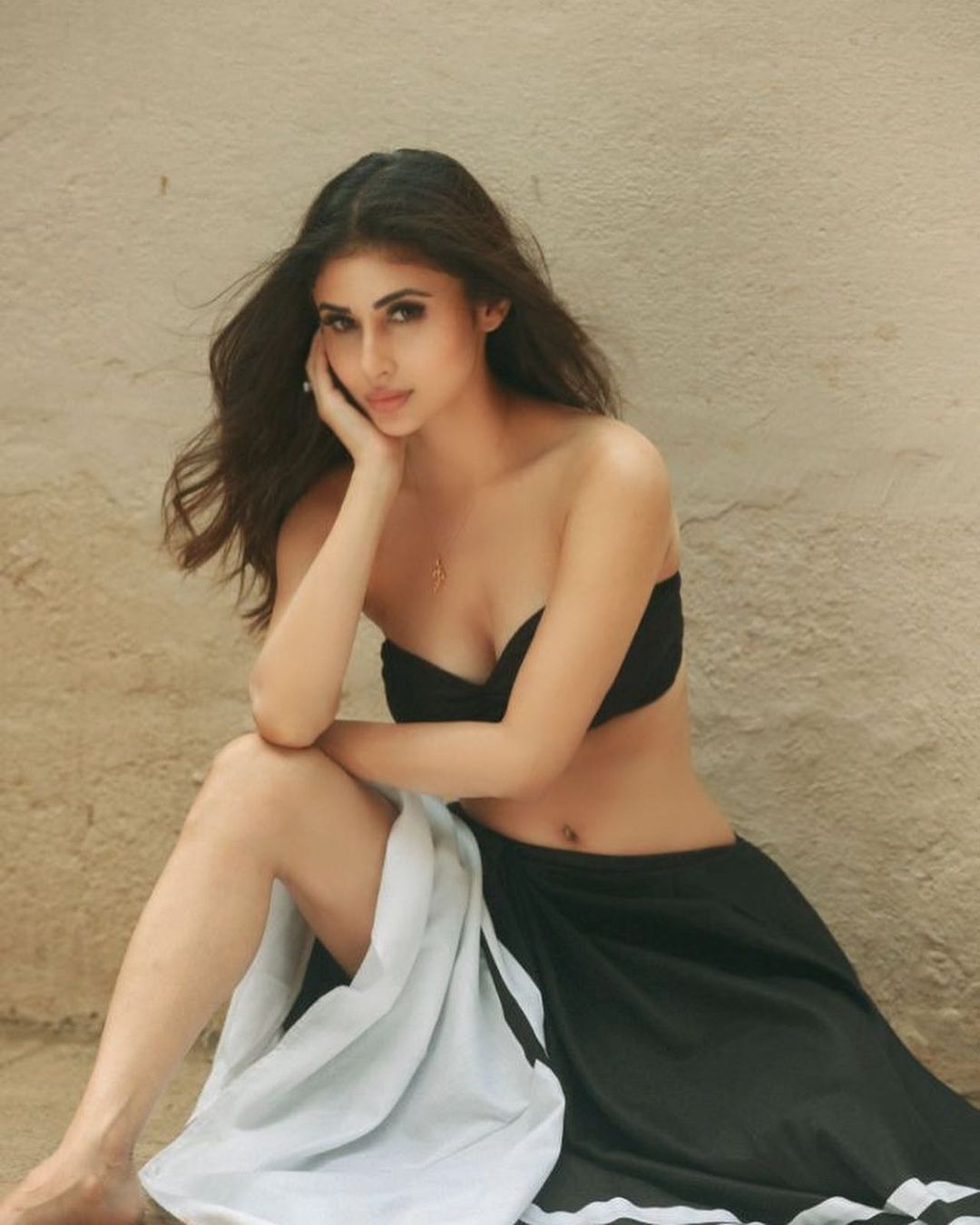 Mouni Roy Sizzling Hot Pictures