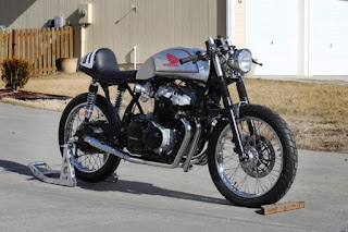 MODIFICATION HARLEY DAVIDSON CAFE RACER STYLE