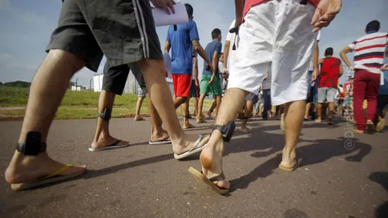 camara aprova proposta acaba saidas temporarias presos