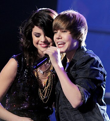 selena gomez and justin bieber new pics. selena gomez and justin bieber