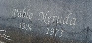 Lápida Pablo Neruda