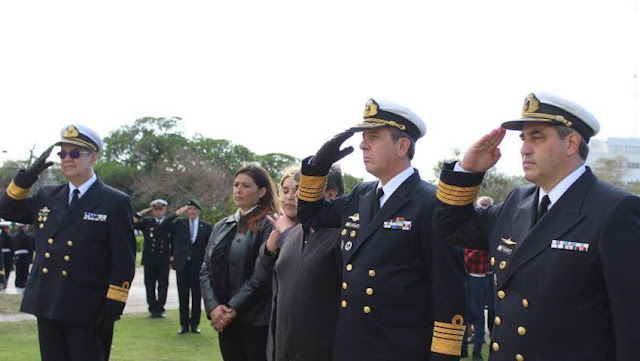 Ceremonia-por-el-Bautismo-de-Fuego-del-Arma-Submarina-Argentina