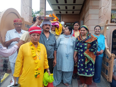 चालिहा महोत्सव : शोभायात्रा में गूंजे जयकारे