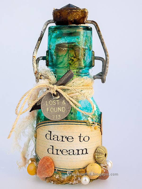 Layers of ink - Altered Bottle Message in a bottle tutorial by Anna-Karin Evaldsson.