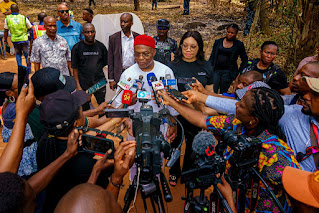 Governor of Imo State, Hope Uzodimma, alongside his wife, Chioma Uzodimma, cast their vote for the Presidential and National Assembly Elections today, Saturday 25 February, 2023