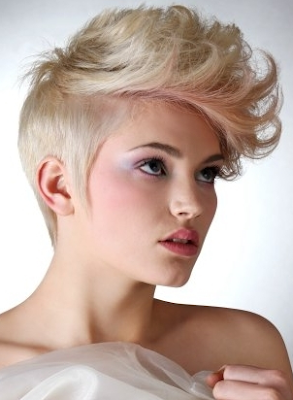 3. Short Hairstyles Gallery 2014