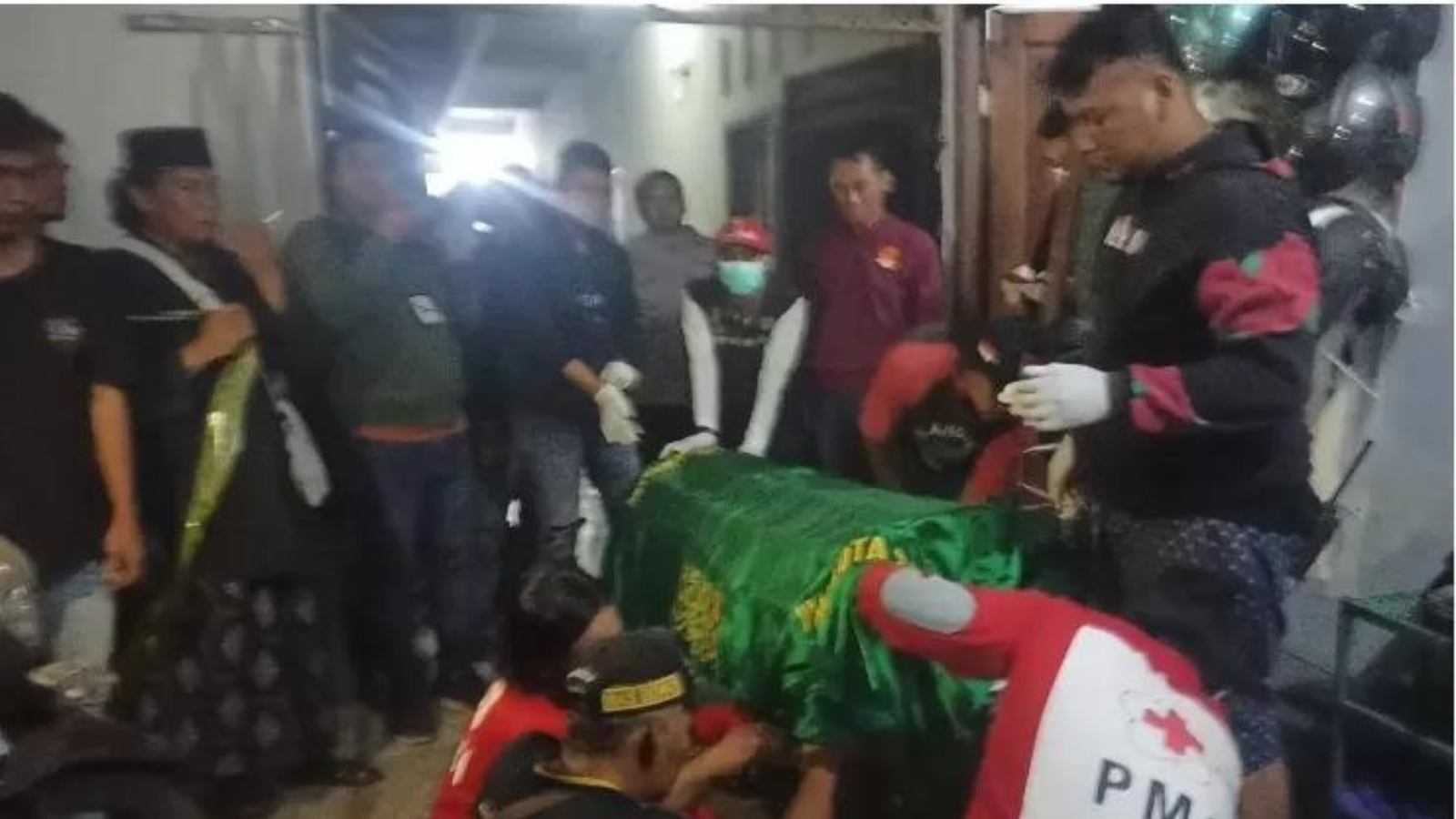 Seorang Mahasiswi Udinus Semarang Tewas,  Diduga Bunuh Diri