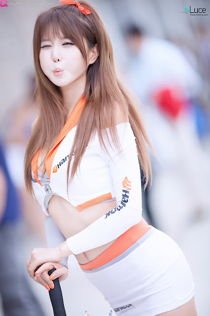 4 Heo Yoon Mi - Korea Speed Festival R3 2012-Very cute asian girl - girlcute4u.blogspot.com