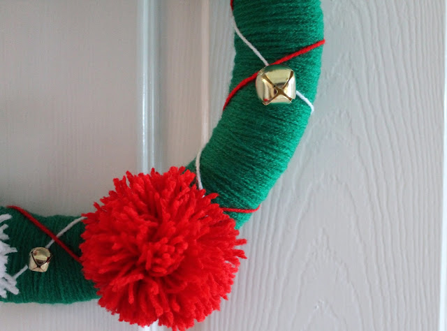 Homemade Alternative Wool Christmas Wreath Pom Poms