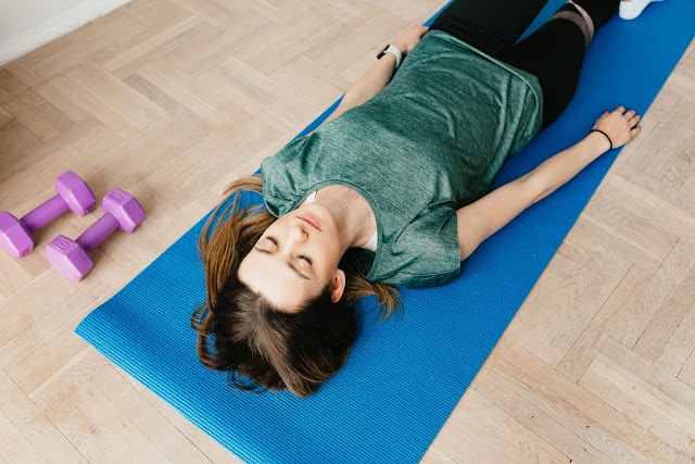 Sleeping On Yoga Mat. The Benefits of Sleeping on a Yoga Mat