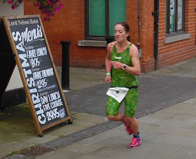 An action picture from the Keyo Brigg Sprint Triathlon 2015