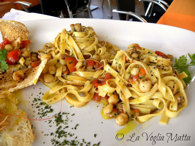 tagliolini fatti in casa con canestrelli