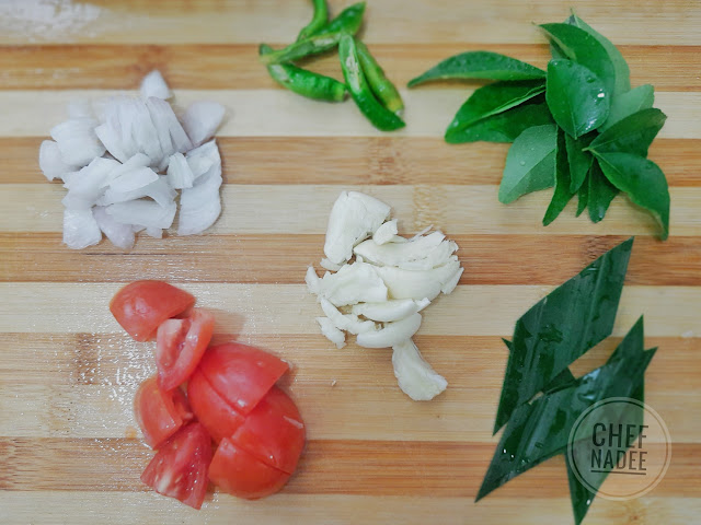 මල් ගෝවා කරිය හදමු (Cauliflower Curry) - Your Choice Way