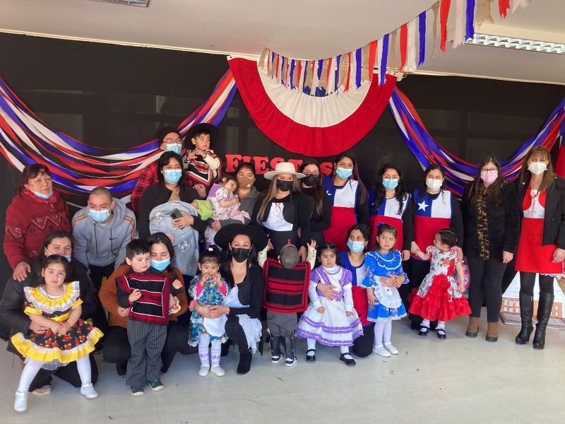 Con Gala Folclórica Jardines infantiles Pisatraiguen y Aukantuwe culminan con gala a la programación del mes de la Chilenidad.