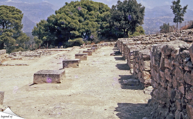 ミノア文明・アギア・トリアダ遺跡・ミノア市街 Minoan Town, Agia Triada／©legend e
