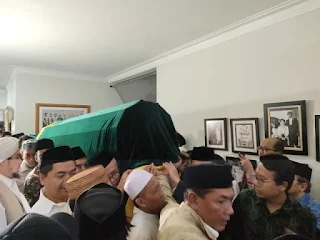 Gus Sholah di Mata KH Maman Imanulhaq