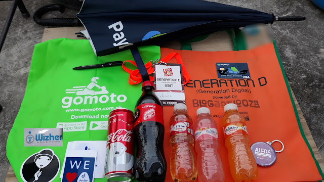 My loot from Paymaya, Gomoto, VOffice, Wizher, Victoria Court, Deuter, TNP, Coca Cola, Wilkins Delight, and Alfox!