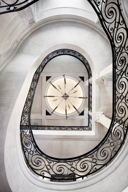 spiral staircase stairwell stairs ironwork iron railing estate mansion