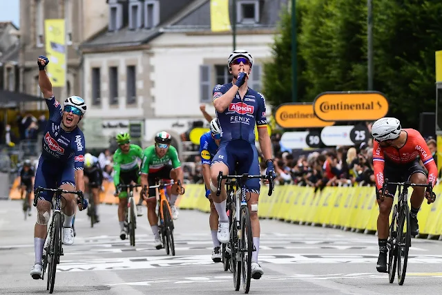 Tim Merlier vence pela primeira vez uma etapa do Tour de France